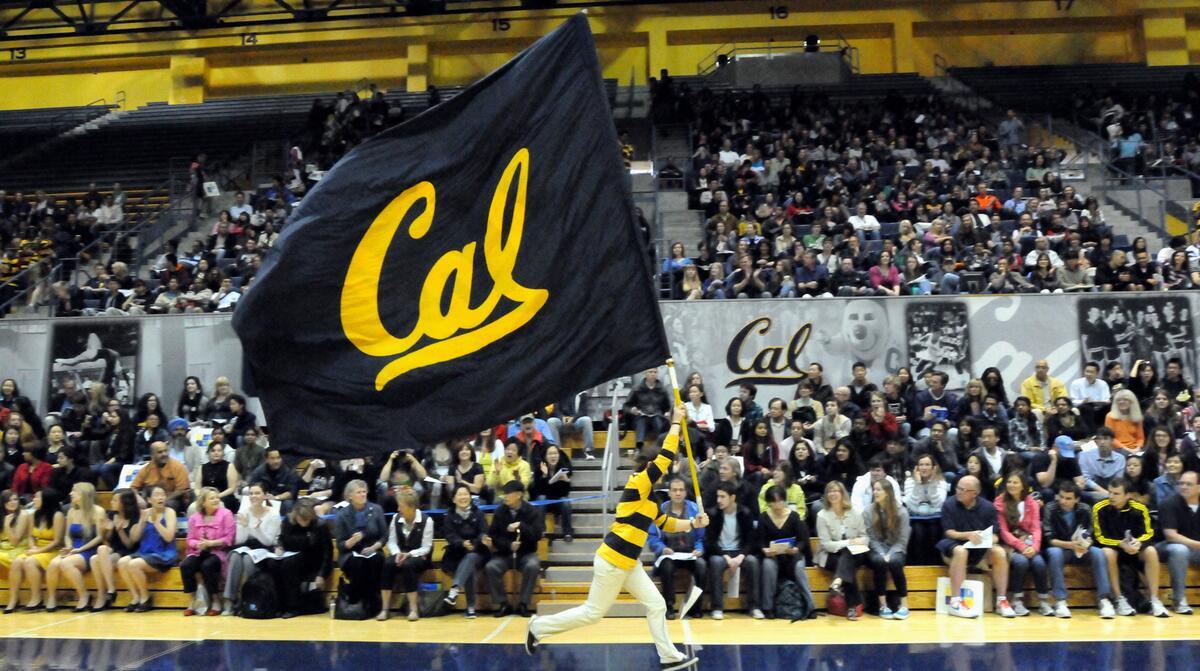 Image of Cal flag and crowd in Haas Pavillion